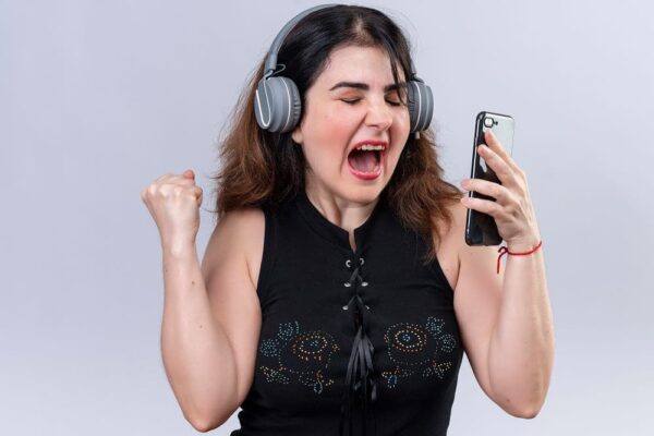 Music Awards Night Delivers Shocking Wins