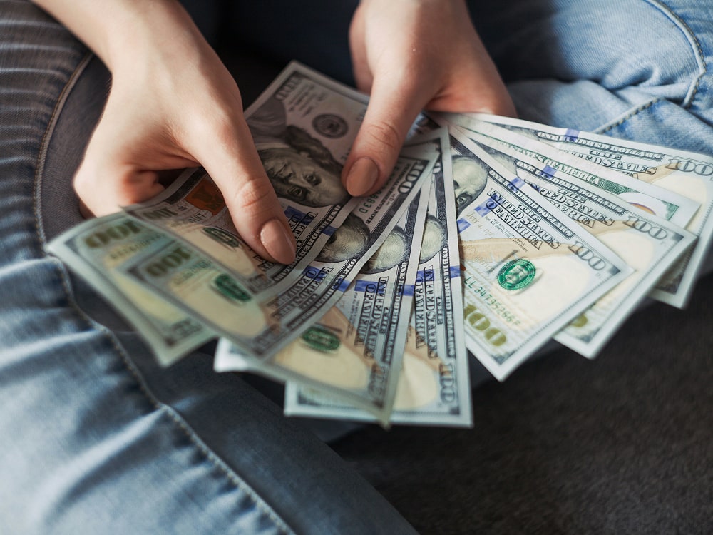 Foreign Investment Shows Gradual Recovery